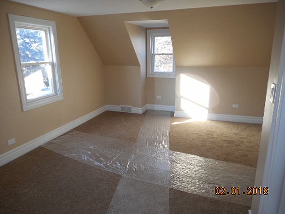 5th image of 2801 Hawthorne St