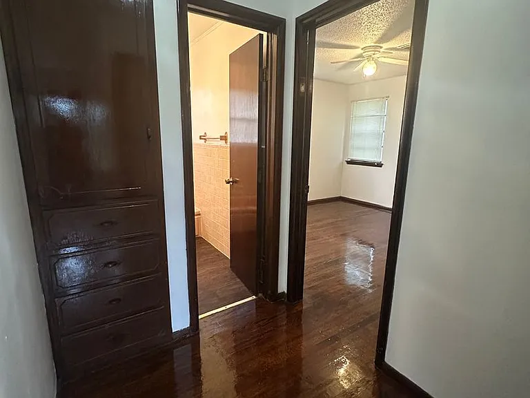 3300 S Post Rd — Photo 33