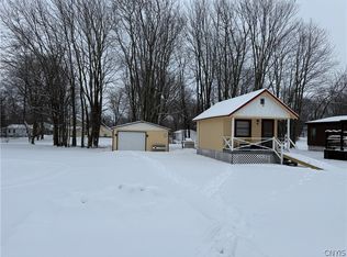 282 Lee St, Cape Vincent, NY