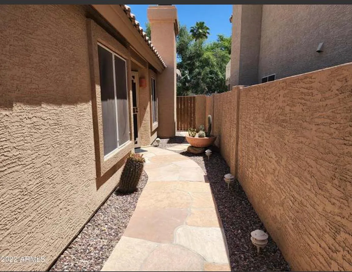 3 bed, 1587 sqft, $2,500 — Photo 3