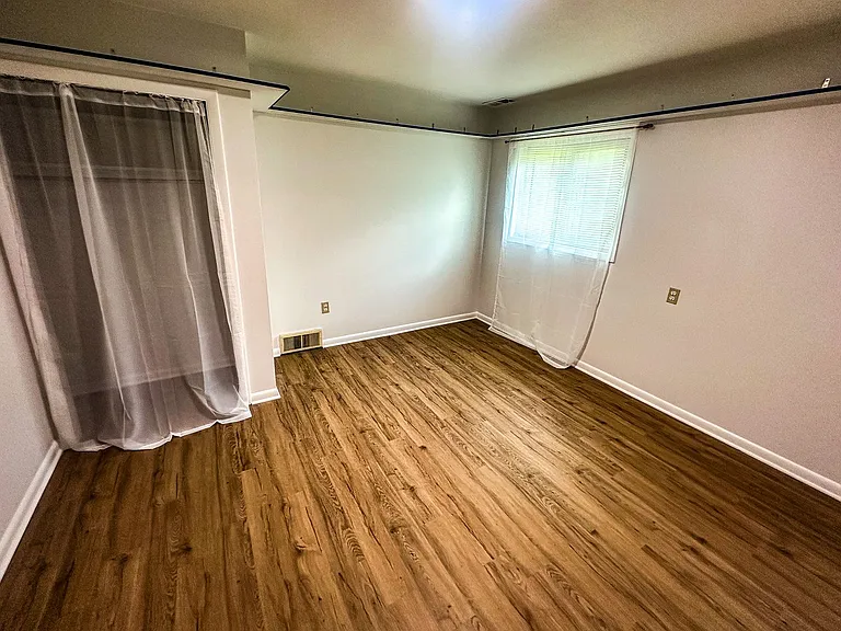 713 Tenikat St — Photo 28
