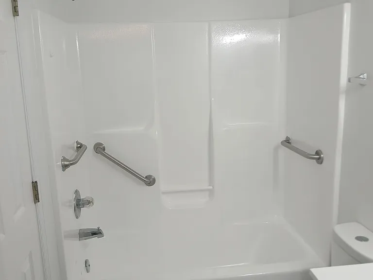 2908 Arcadia Ave — Photo 7