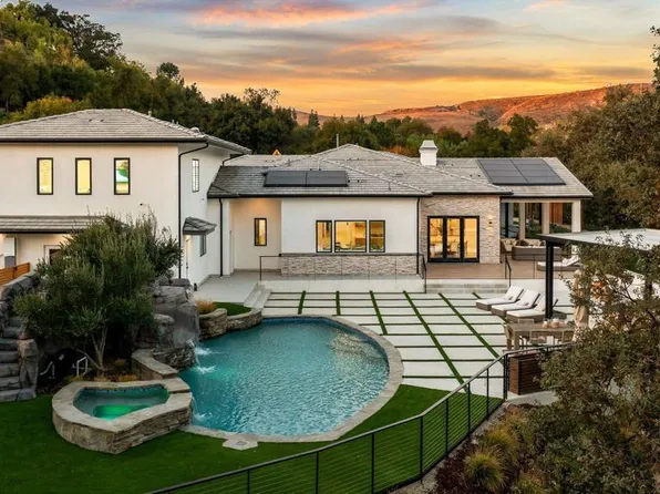 4187 Oak Place Dr, Thousand Oaks, CA 91362