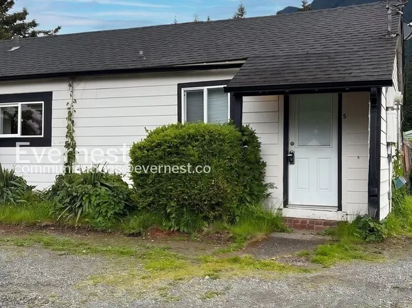 43408 SE North Bend Way #5, North Bend, WA 98045