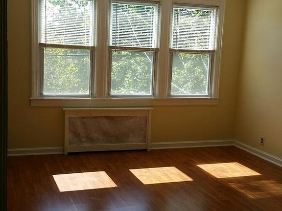 Living Room 15 X 12