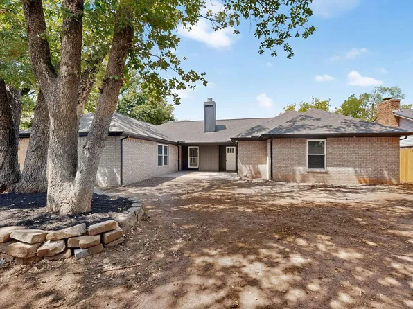 2511 Tanglewood Dr, Grapevine, TX 76051