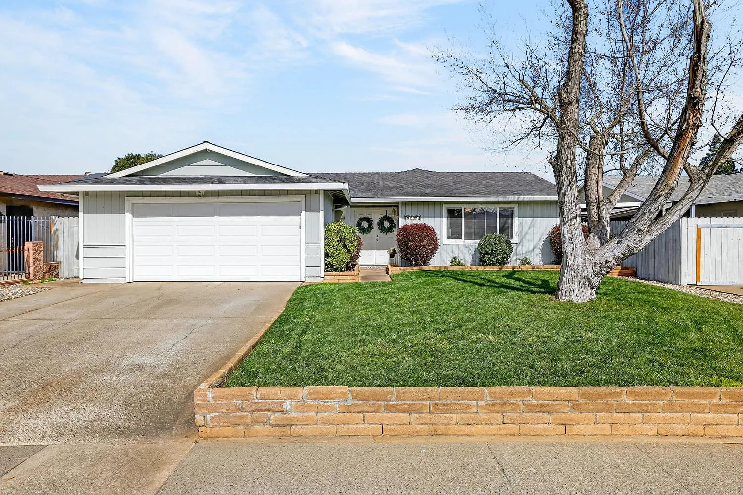 10237 Countryside Way photo 1