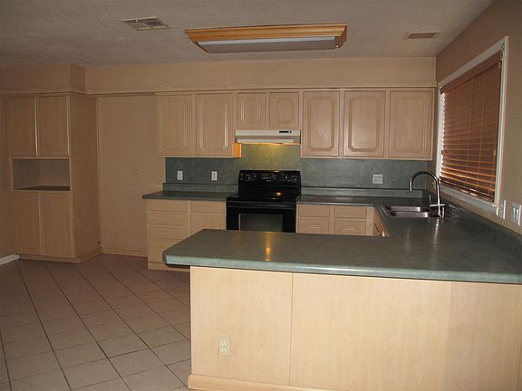 5th image of 17238 N 29th Ave