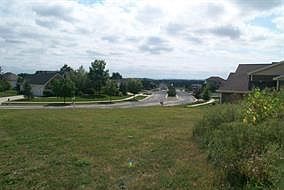 2nd image of 1606 Savannah Way