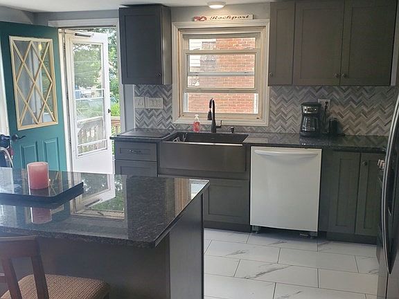 3rd image of 12 N Harriette St