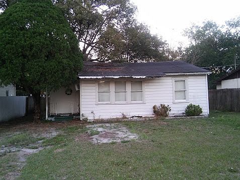 1st image of 8516 N Lynn Ave