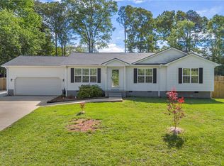1010 Jody Dr, Seneca, SC 29678