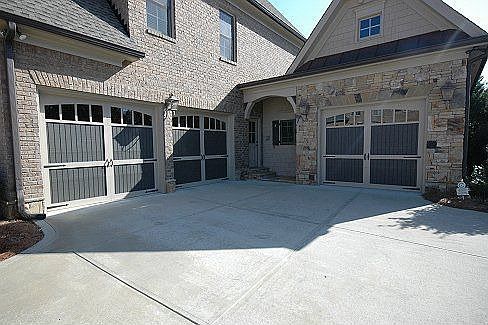 3-Car Garage