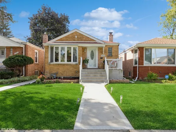 14314 Parnell Ave, Harvey, IL 60426