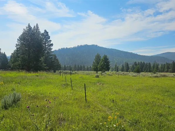 Na W Willow Creek Rd, Lincoln, MT 59639