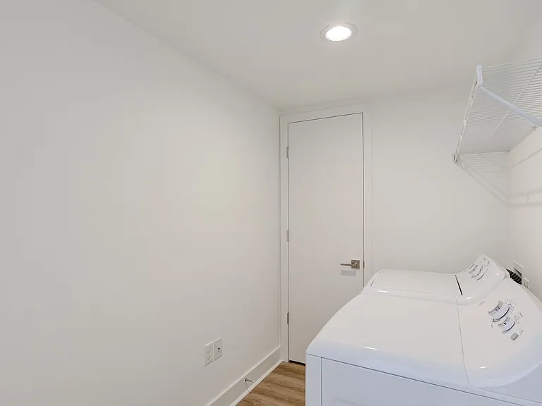 1110 Nova St — Photo 34