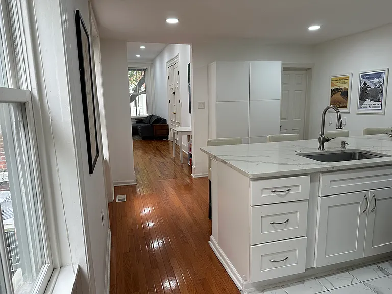 2041 Mount Vernon St #1 — Photo 5