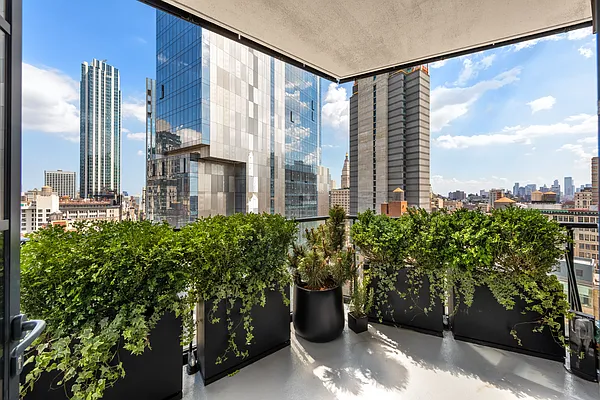 Rented by Compass | media 10