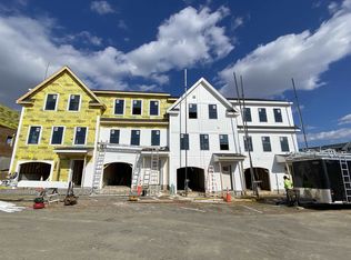 41 Northfield Dr #C4, Dover, NH 03820