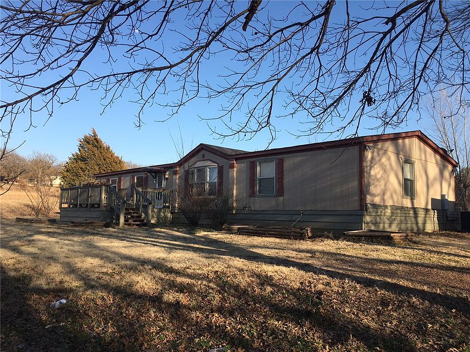 1st image of 21100 Tanglewood Dr