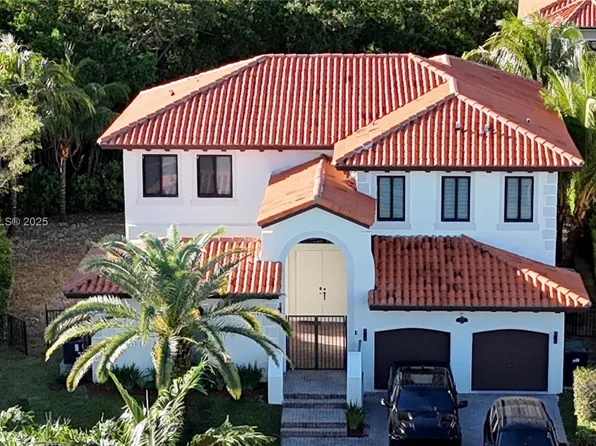 7796 SW 193rd Ln, Cutler Bay, FL 33157