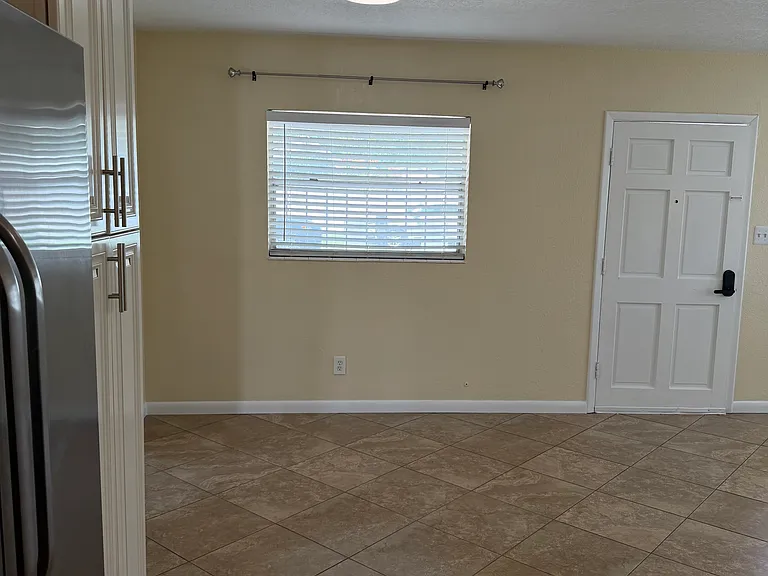 2605 N Matanzas Ave — Photo 3