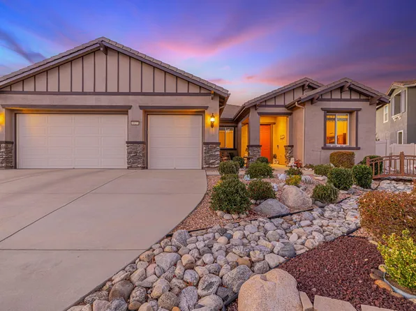 6827 Cabernet Rd, Palmdale, CA 93551