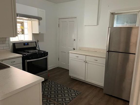 5th image of 2432 N Campbell Ave #2