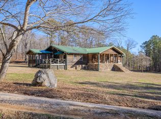 1324 Cooper Rd, Summerville, GA 30747