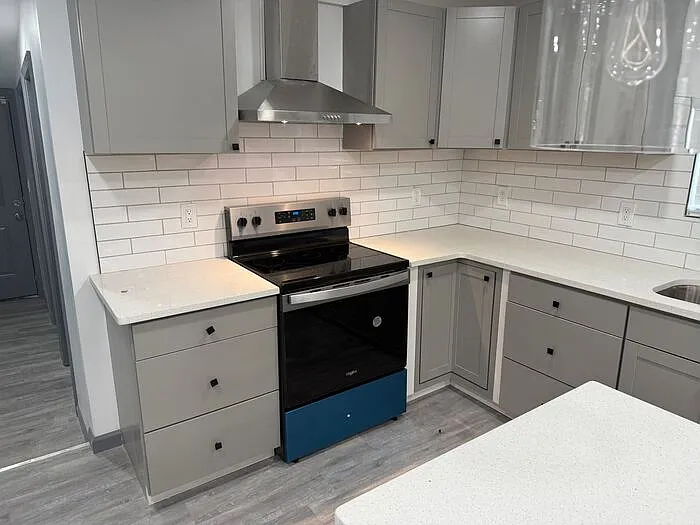 1477 Olive St SW — Photo 2