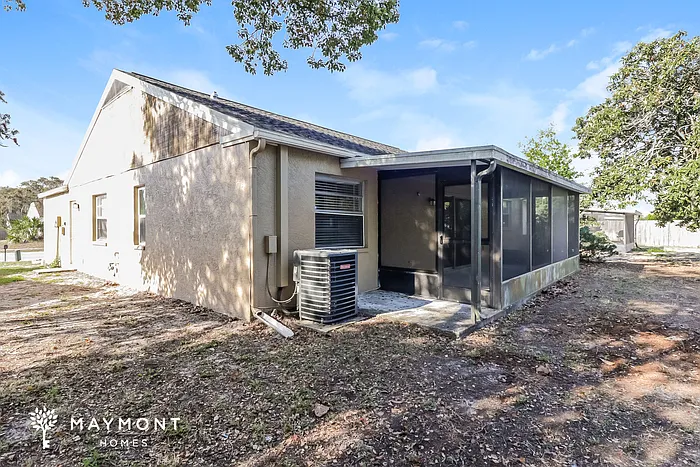 8431 Duval Dr — Photo 14