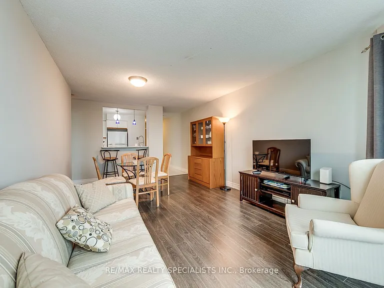 2177 Burnhamthorpe Rd W #1112 — Photo 18