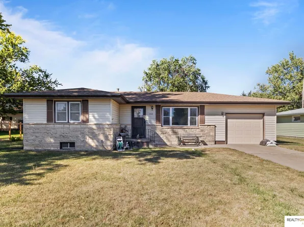 408 N 27th St, Ashland, NE 68003