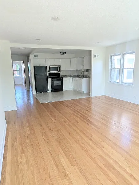 Building Photo - 5236 W Jackson Blvd #2