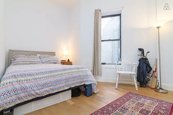 Rented by Loom Group | media 42