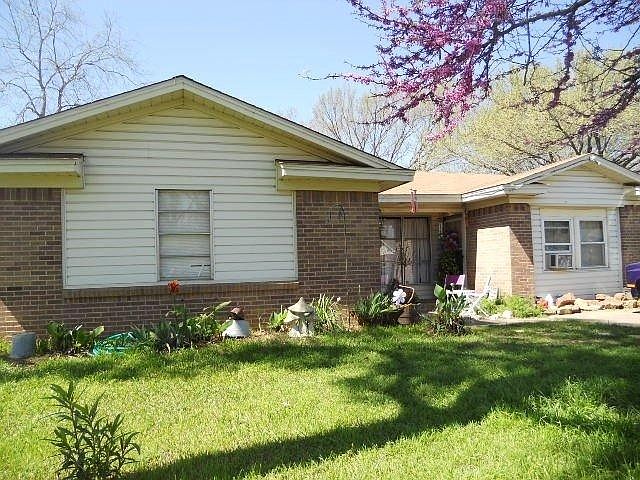 1st image of 1127 Pampa Dr