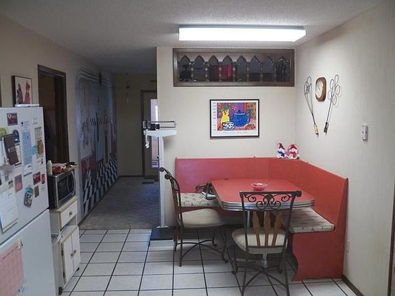 2nd image of 1436 Fairmont Ct
