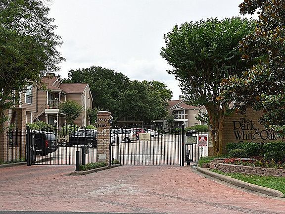 2nd image of 1880 White Oak Dr APT 136