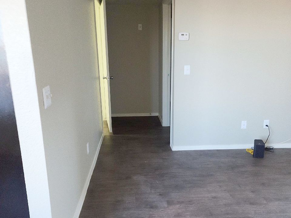 One Bedroom at Ridge Falls, Apartments For Rent