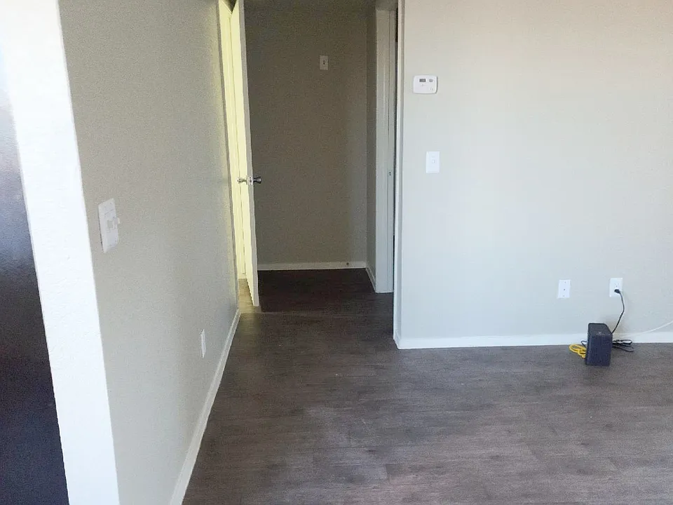 One Bedroom at Ridge Falls, Apartments For Rent