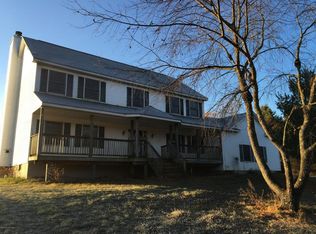 609 Golden Eagle Dr, Saylorsburg, PA 18353
