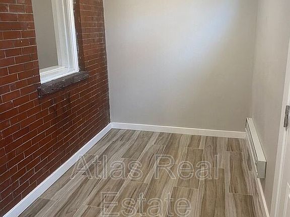 3rd image of 1066 N Clarkson St Unit 10