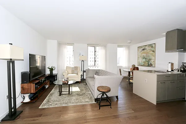 Rented by Compass | media 15