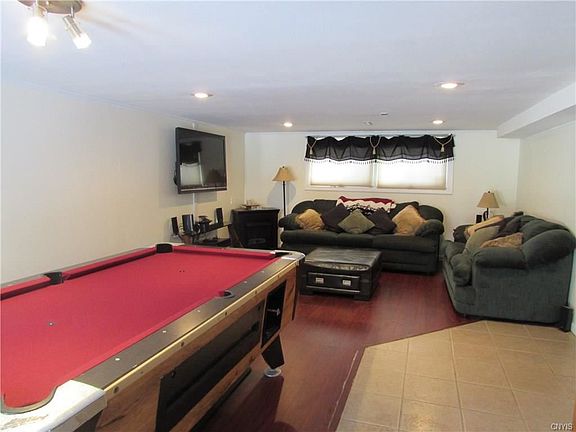 5th image of 4787 Black Oak Dr