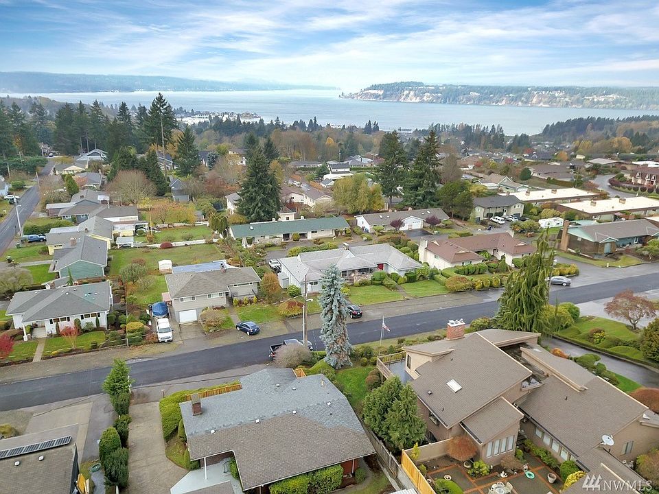 1st image of 2019 Willow Ln W