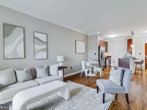 6301 Edsall Rd Unit 303, Alexandria, VA 22312