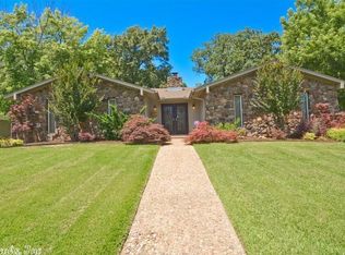 10600 Yosemite Valley Dr, Little Rock, AR 72212