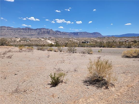 3rd image of 531 E Vulcan Drive