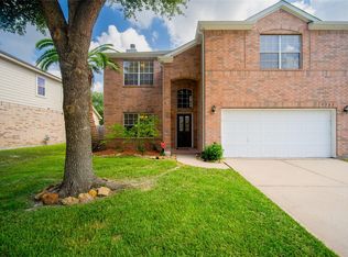 9703 Berkshire Trce, Pearland, TX 77584
