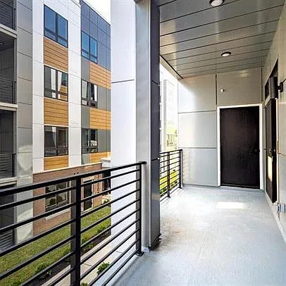 Building Photo - 3200 Capri Dr #1